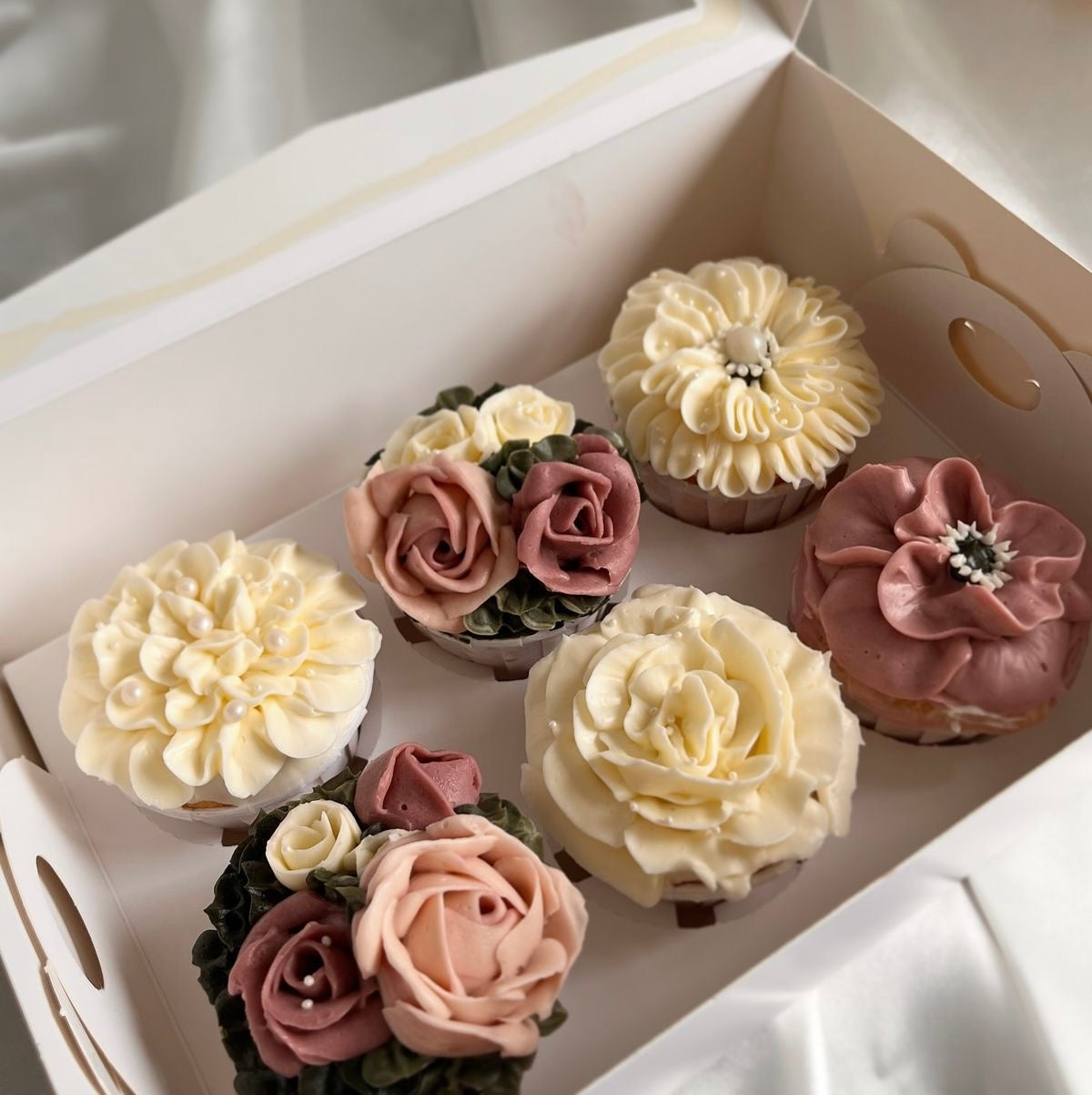 Cupcakes & Cocktails